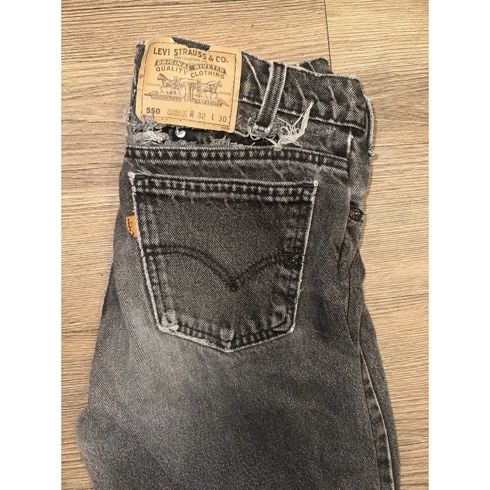 Levi’s 550 Relaxed Fit Jeans Distressed In Black Size 32Wx30L